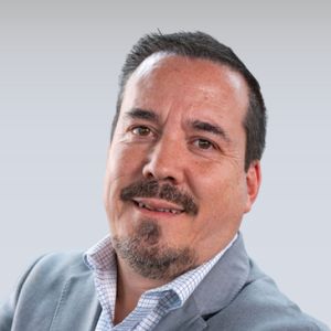 Marco Tena
